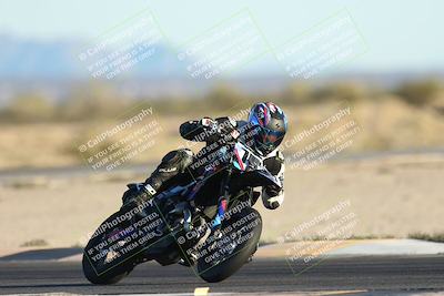 media/Dec-07-2025-CVMA (Sun) [[3e7d2de5dc]]/Race 18-Formula Twins-Formula 40 UL/